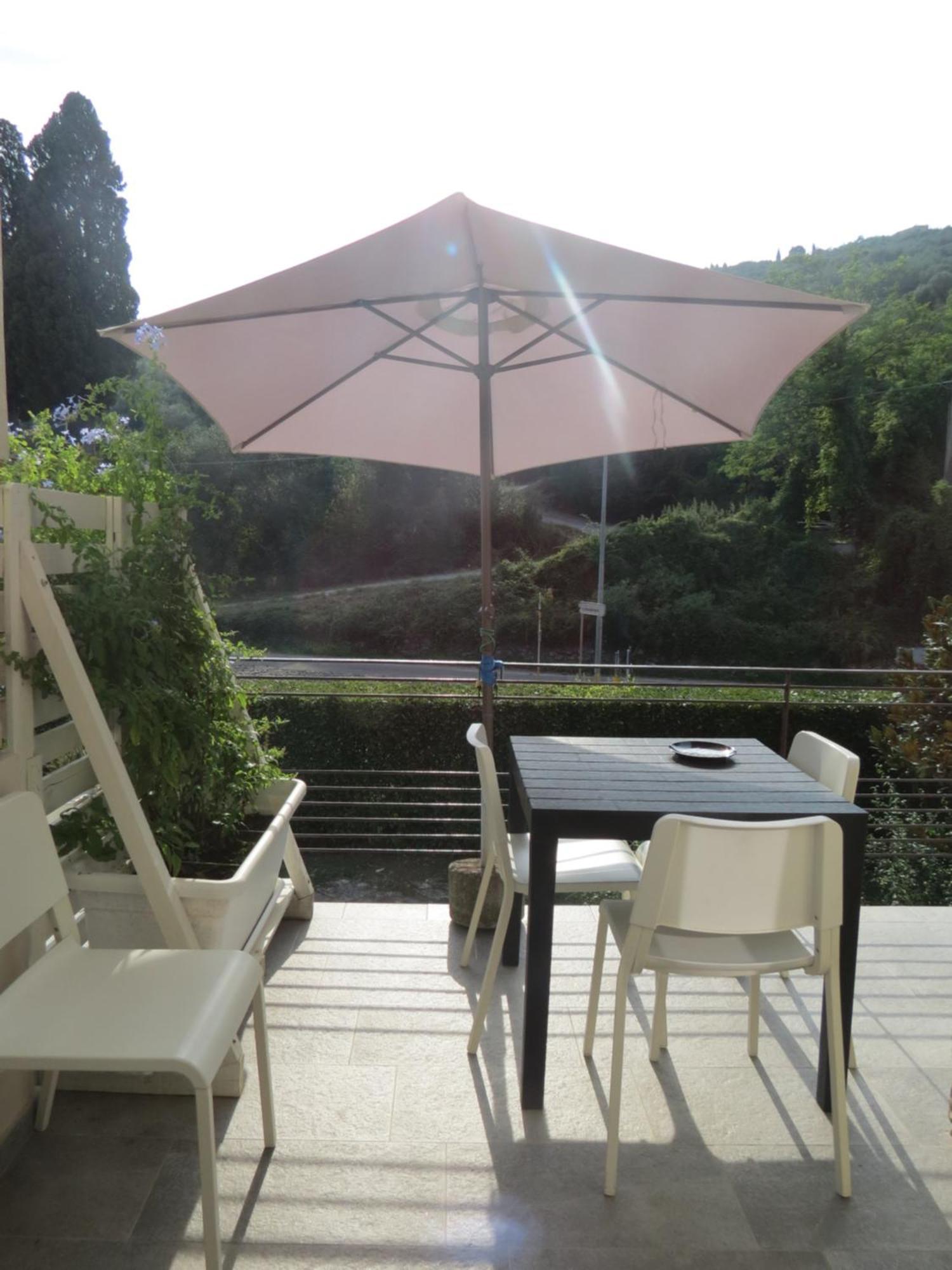 Casa Vacanze “Bouganville” Loc Avane Pisa 韦基亚诺 外观 照片